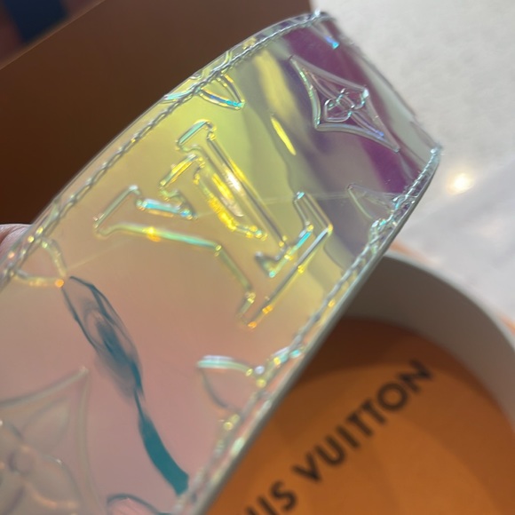 LOUIS VUITTON PRISM MONOGRAM BELT - Picture 6 of 8